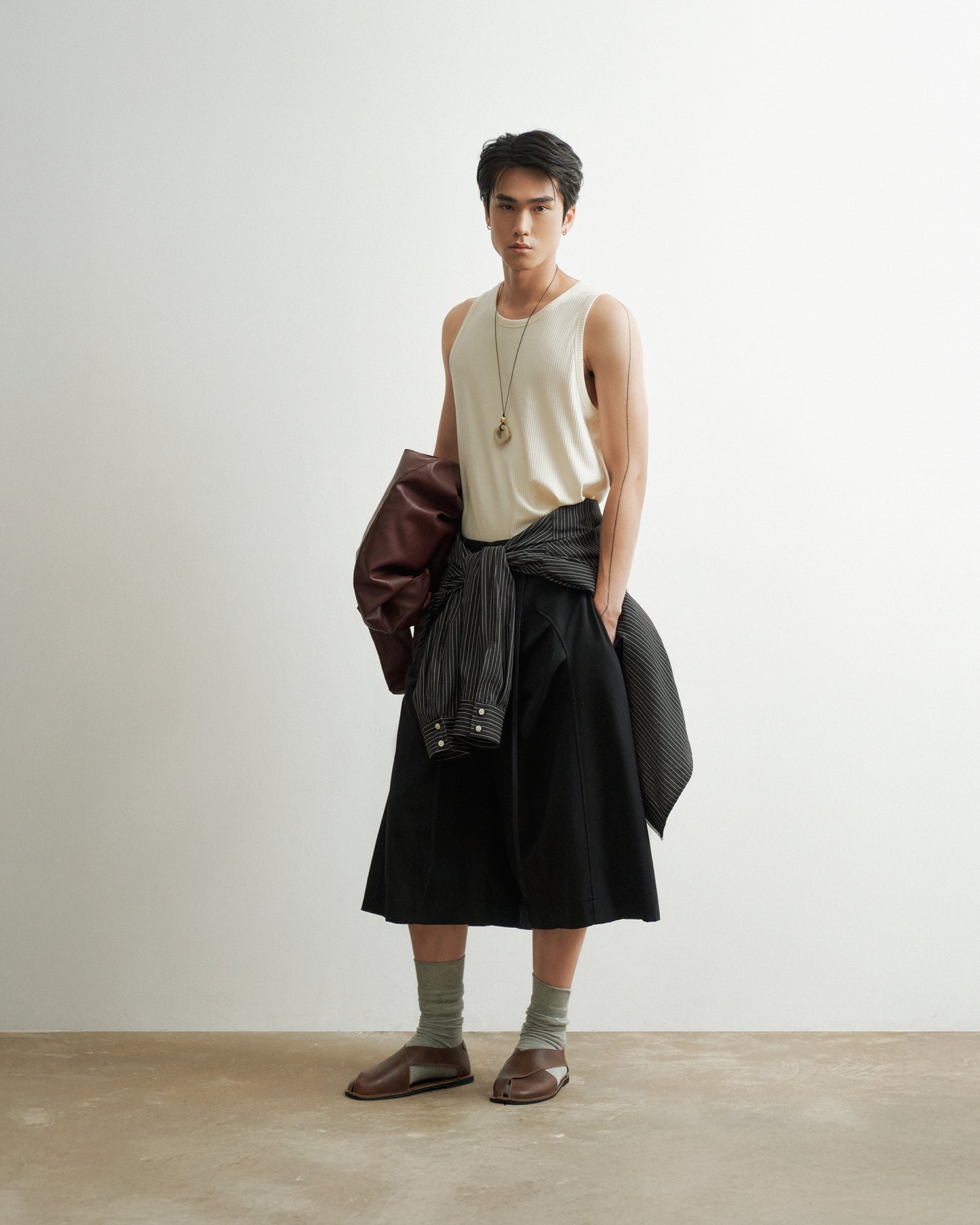 White Ubro Culottes Pants AIN Astoud