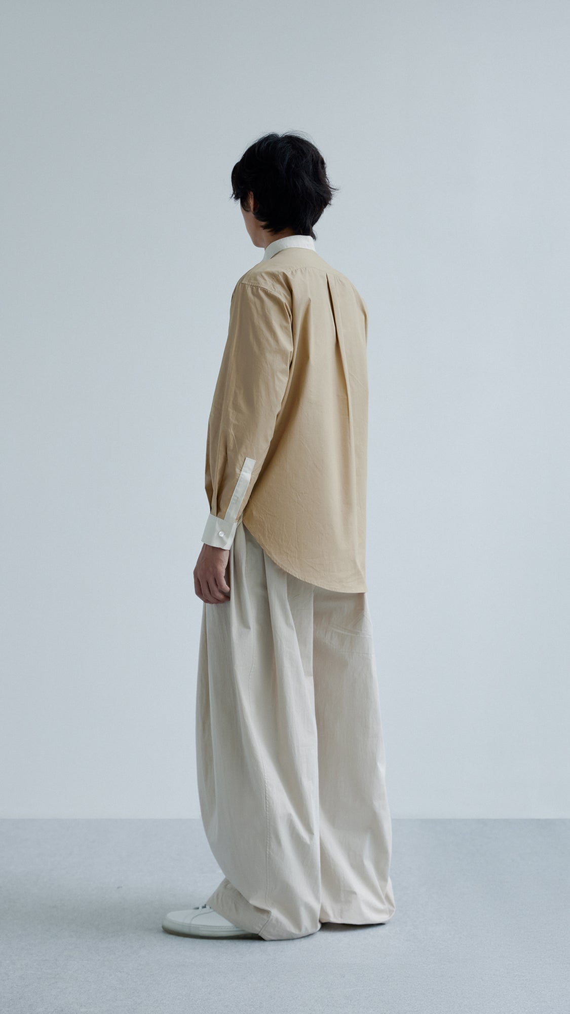 julio-shirt-beige-ain-astoud