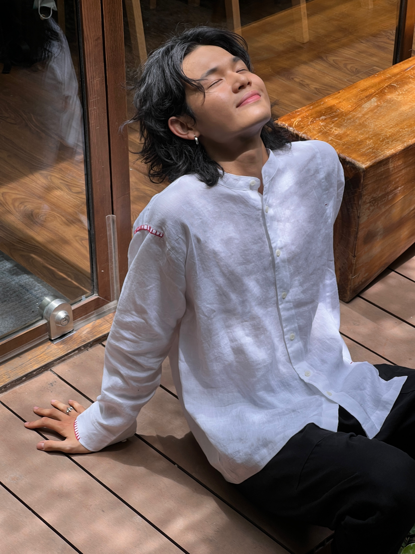 hand-embroidered-side-split-shirt-TIMTAY