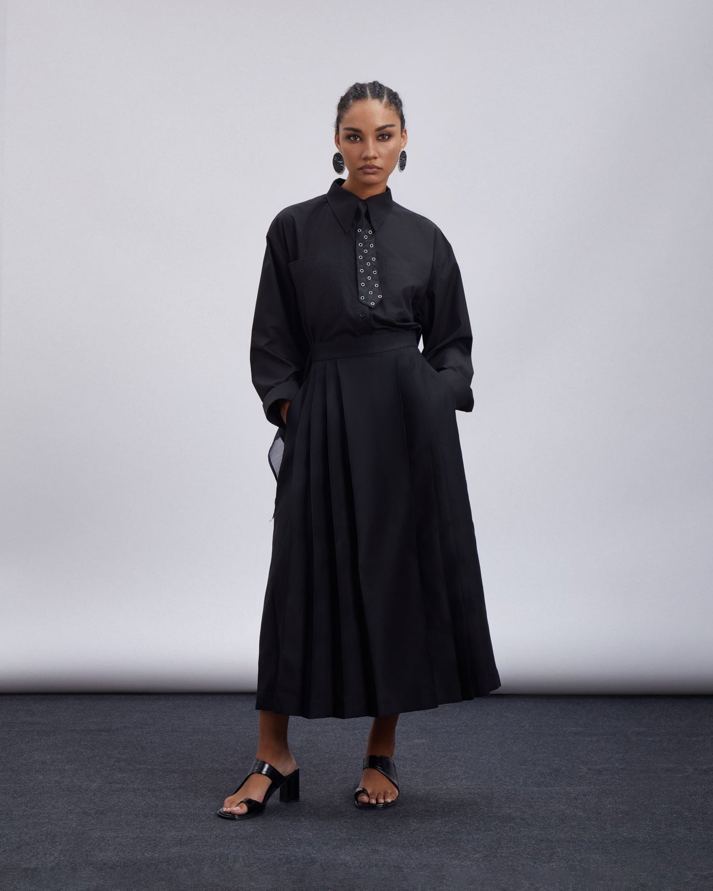 pleated-midi-skirt-black-CAOSTU