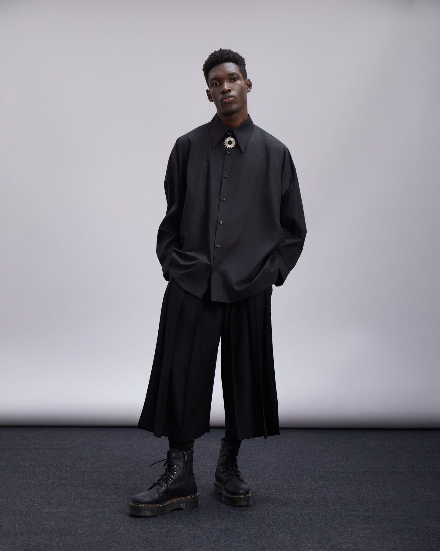 pleated-pants-black-CAOSTU