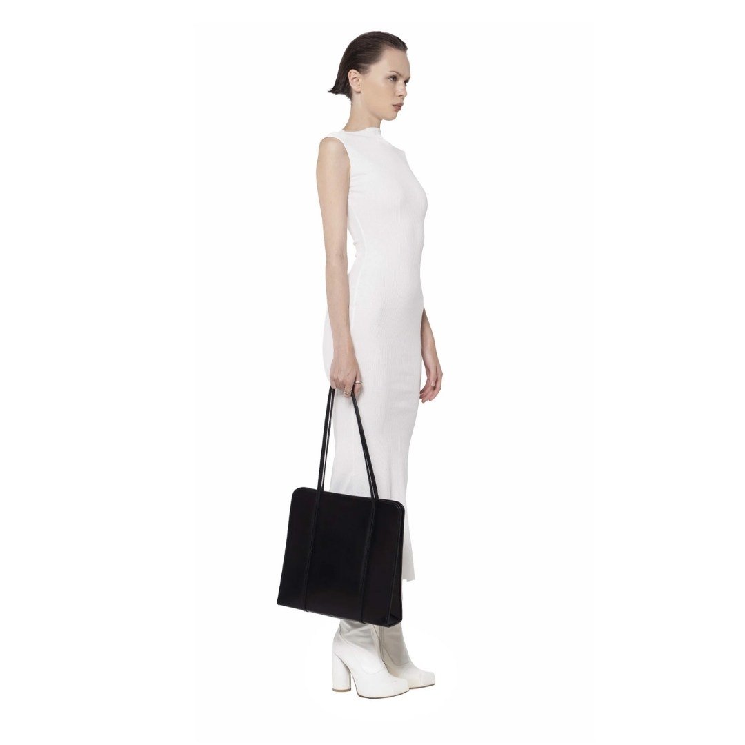 e-logo-basic-set-white-ets-astoud