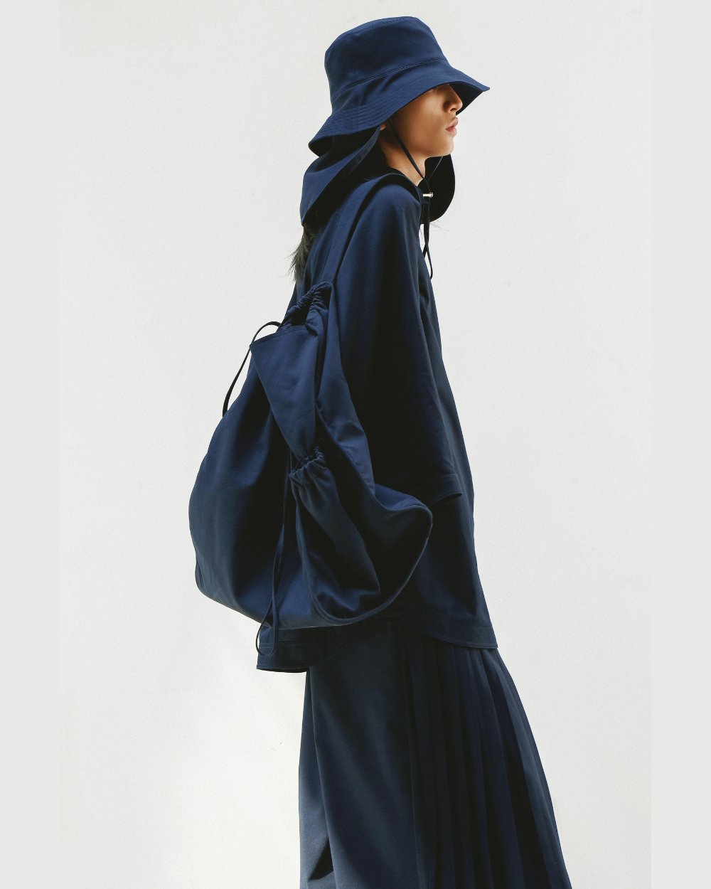 lete-backpack-navy-ain-astoud