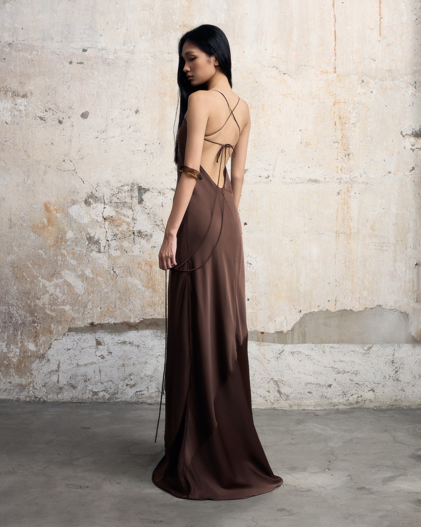 Đầm Tám Tiết Nâu