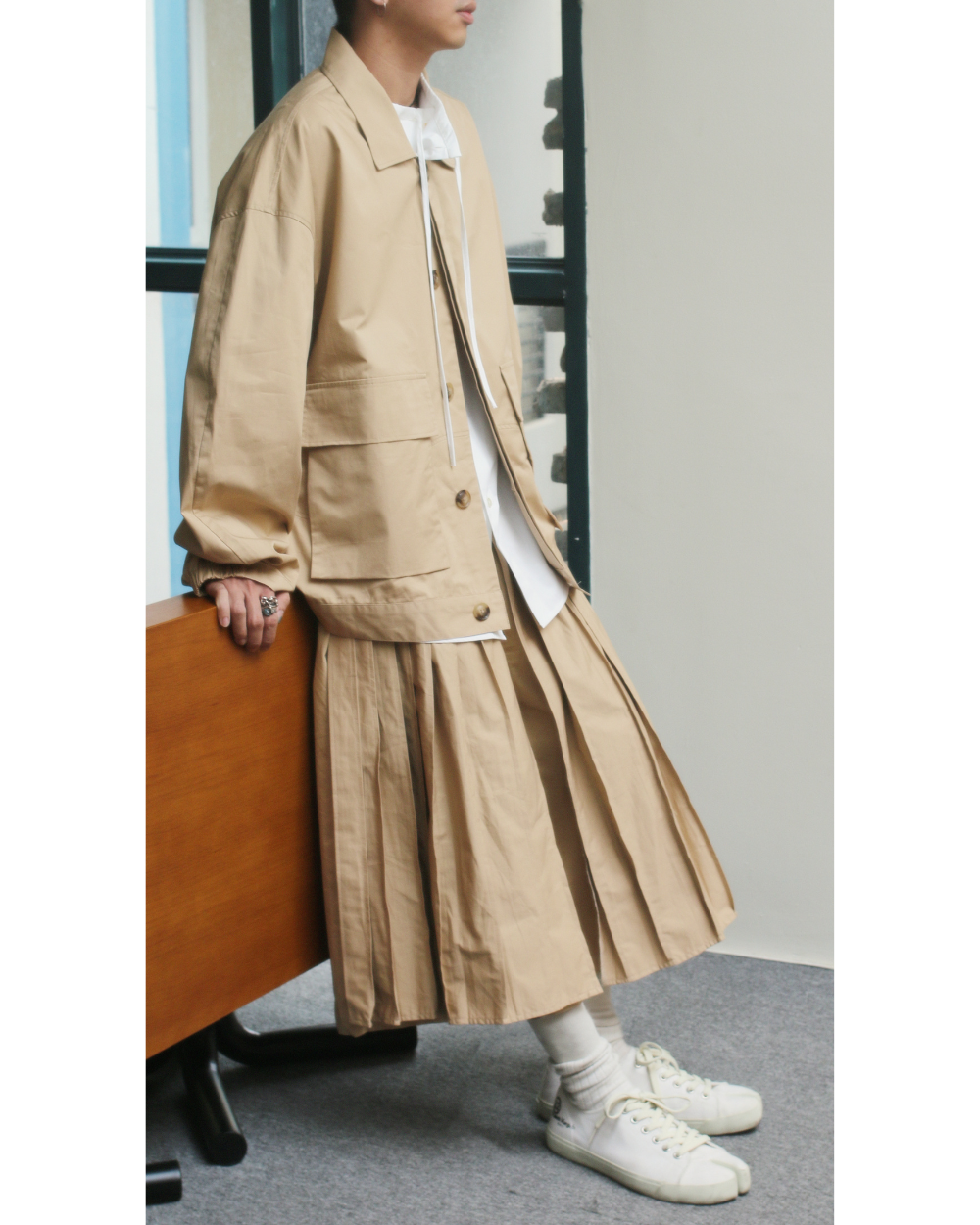 beige-raphia-shirt-ain-astoud