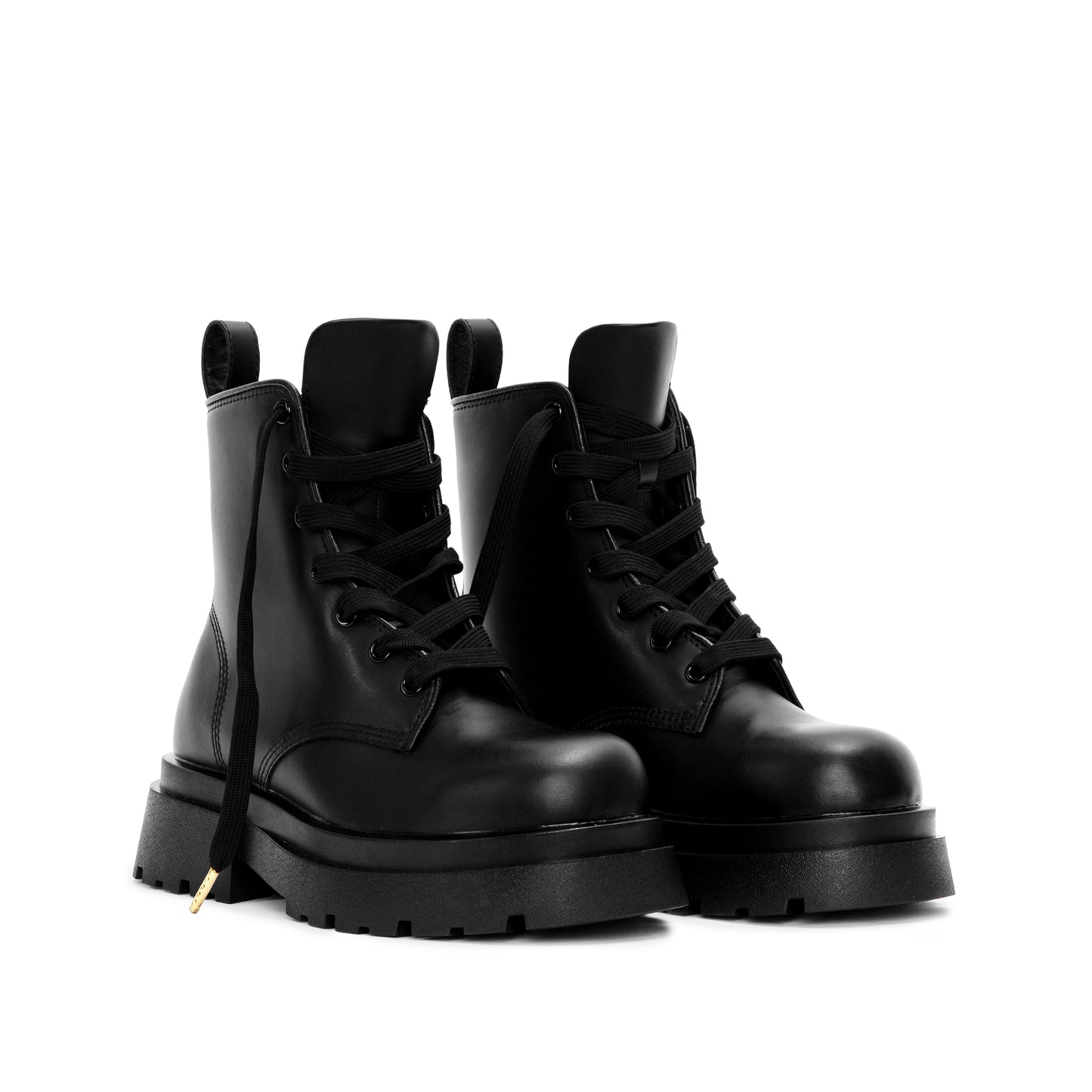 the-chunky-wolf-ss24-black-combat-boot the wolf astoud