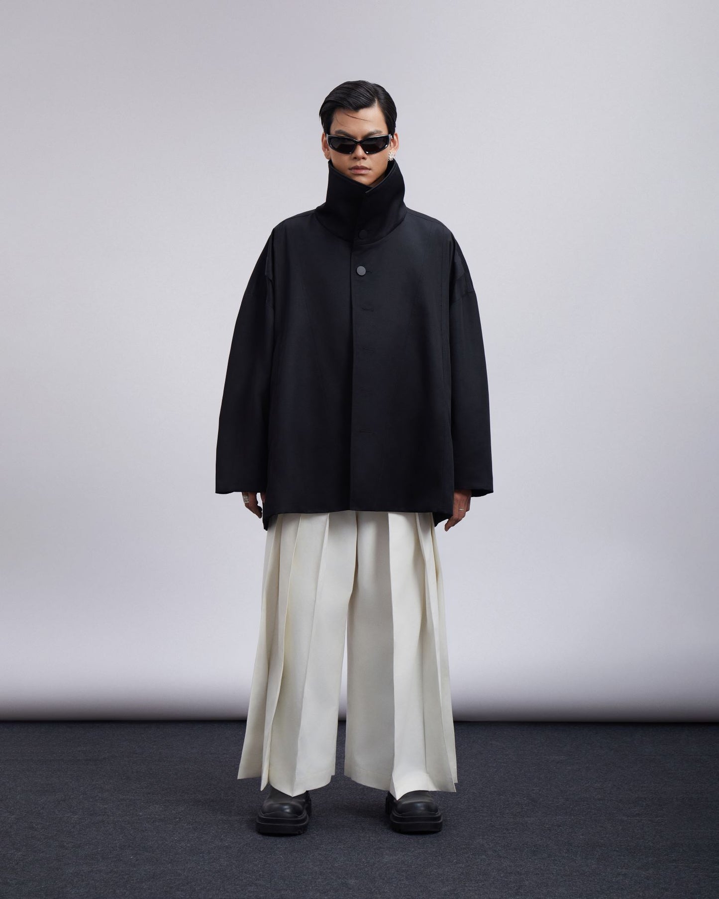pleated-long-pants-vanilla-white-CAOSTU