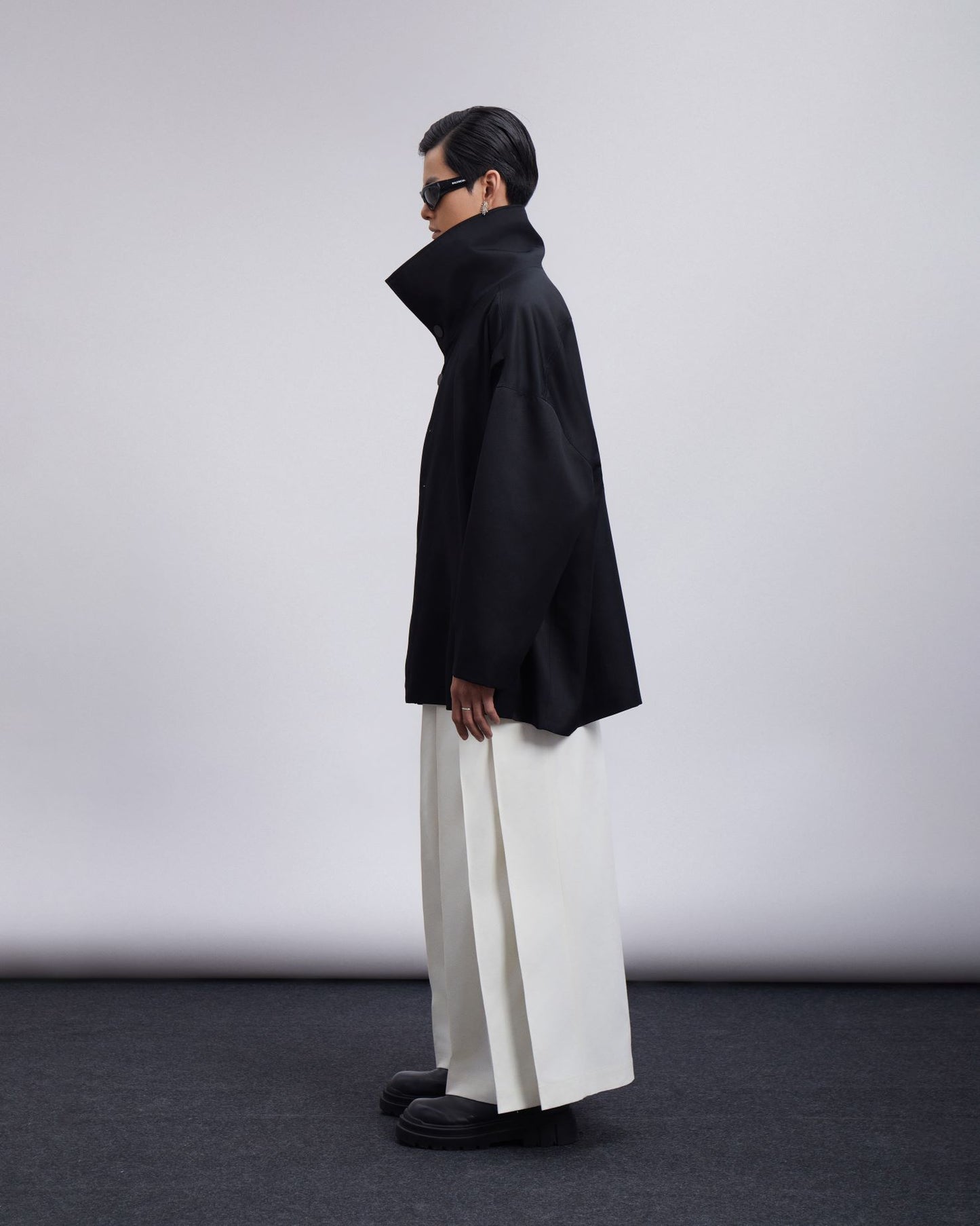 pleated-long-pants-vanilla-white-CAOSTU