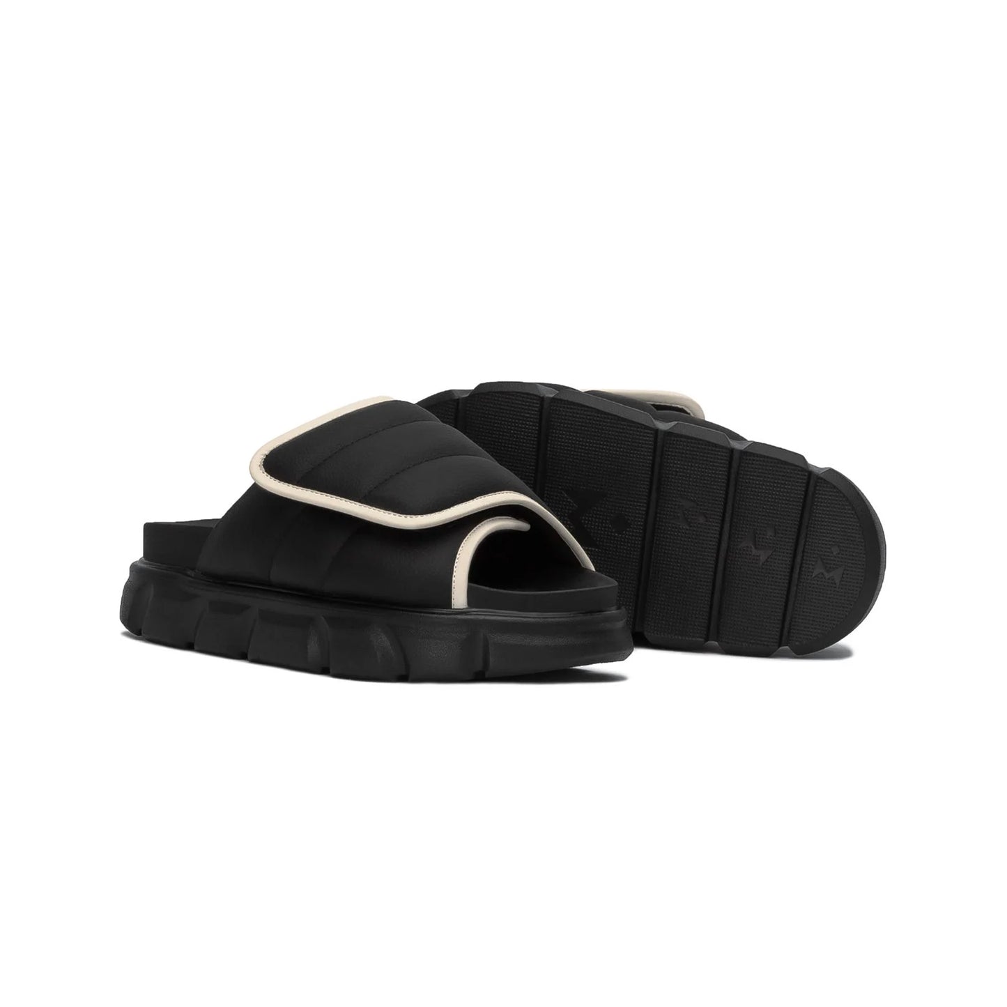 the-larva-wolf-black-cream-sandals thewolf astoud