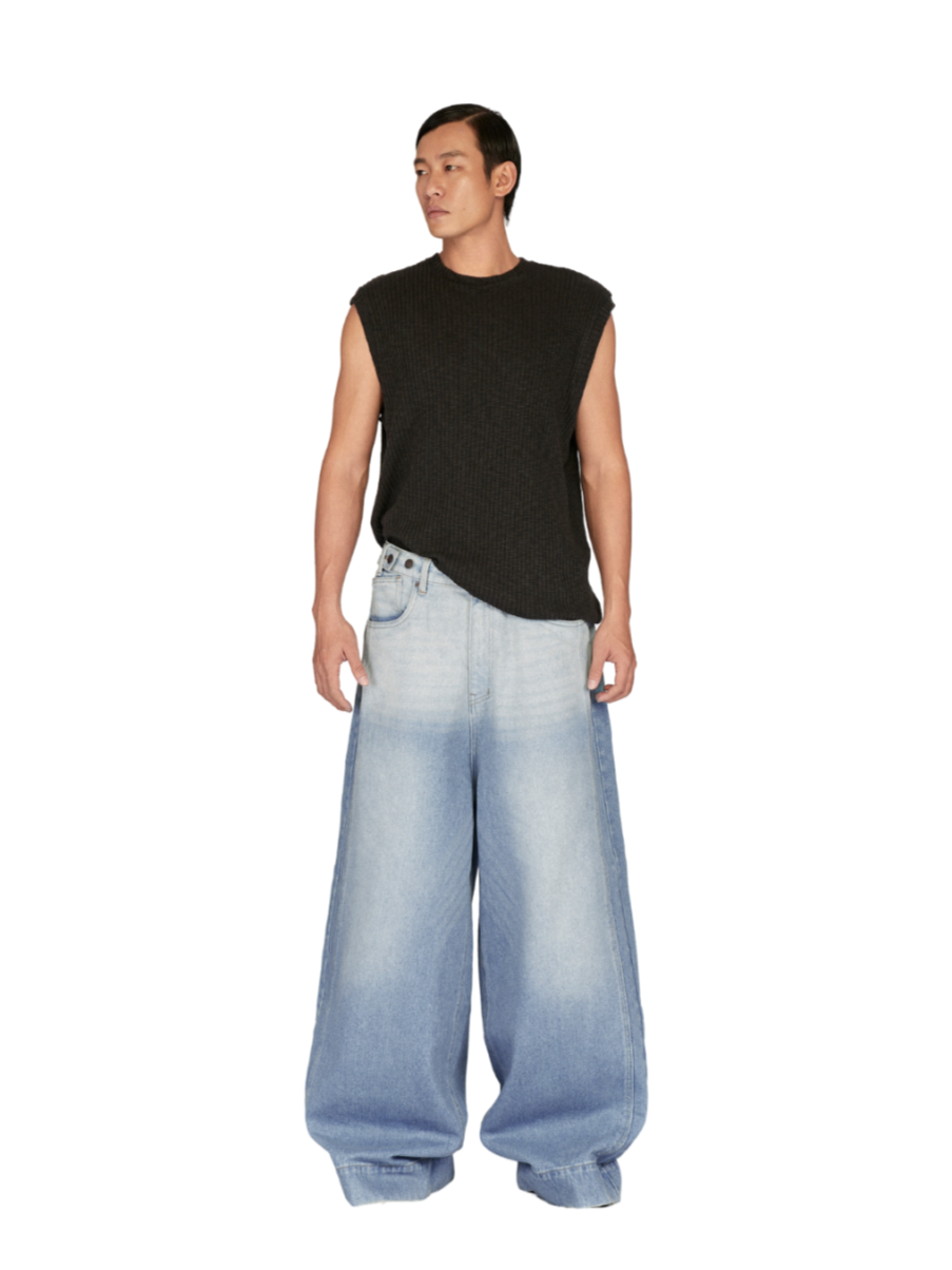 Jean à boutons ombrés