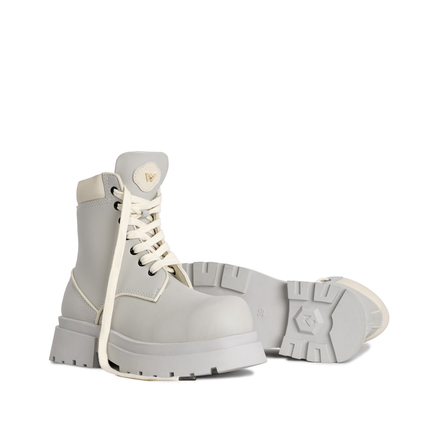 the-gigantic-wolf-gray-combat-boot thewolf astoud
