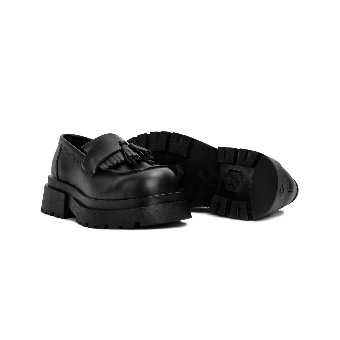 the-chunky-wolf-ss24-black-tassel-loafer thewolf astoud