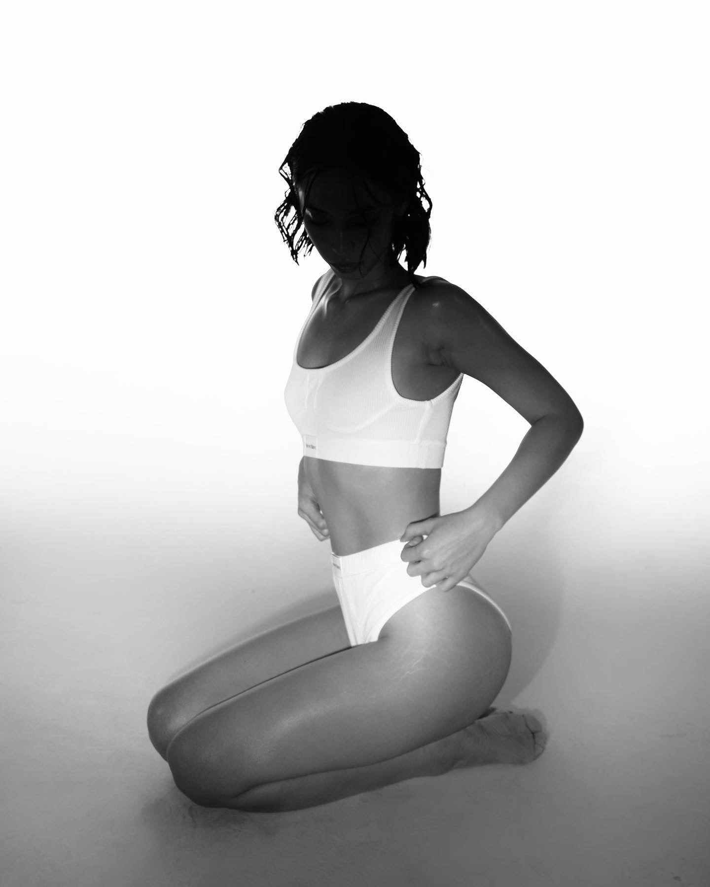 noir-new-underwear-Noir-et-Blanc-astoud