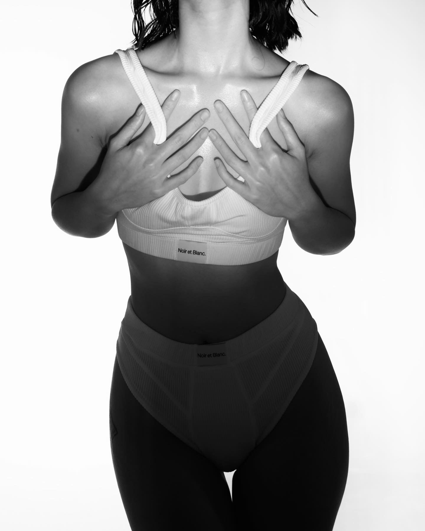 noir-new-underwear-Noir-et-Blanc-astoud