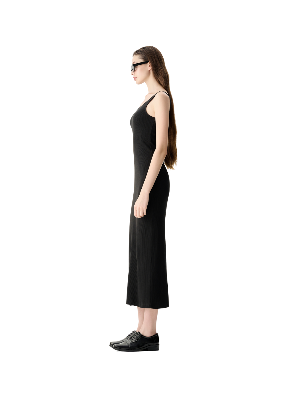 Robe mi-longue sans manches à dos nu
