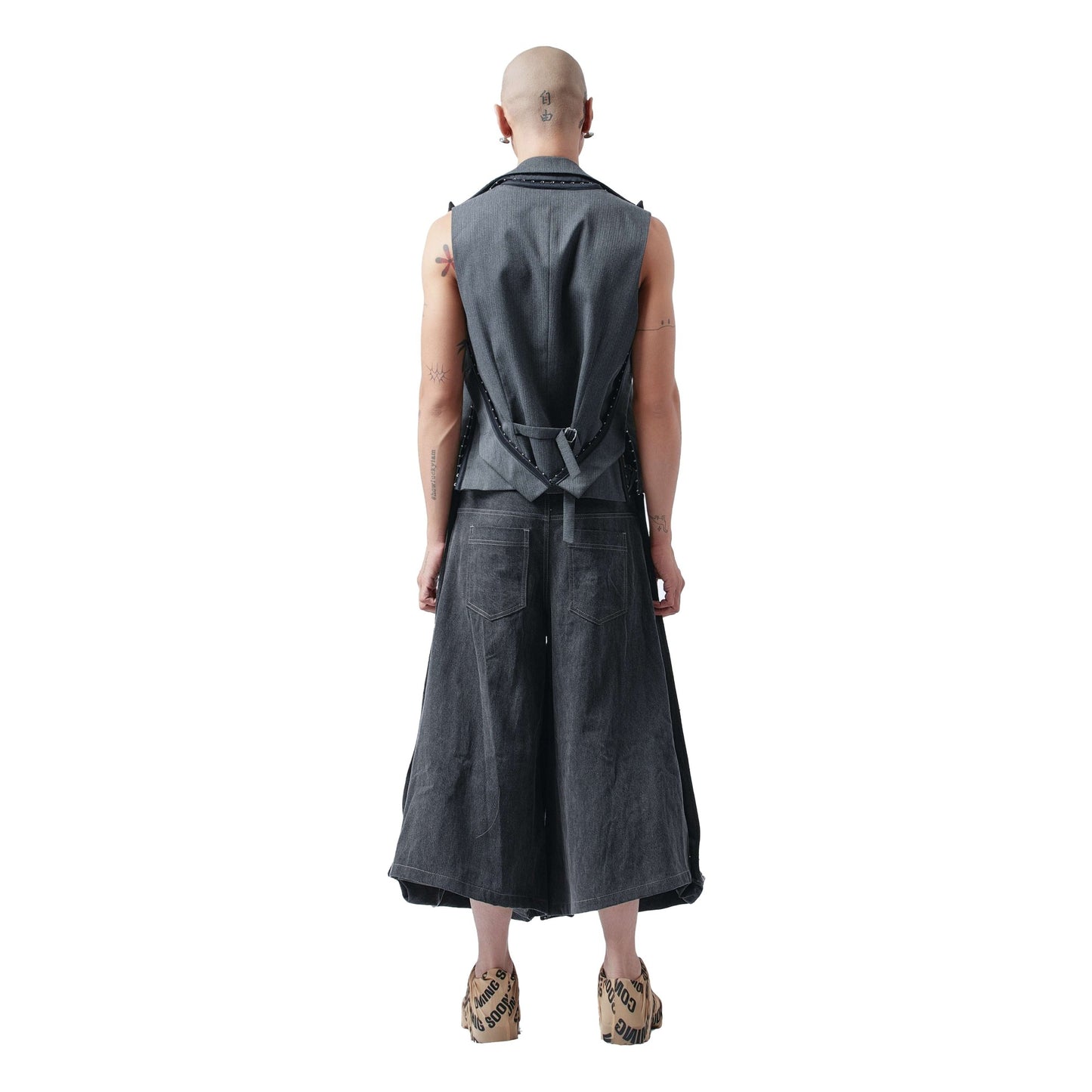 box-short-pants-DUC-STUDIO