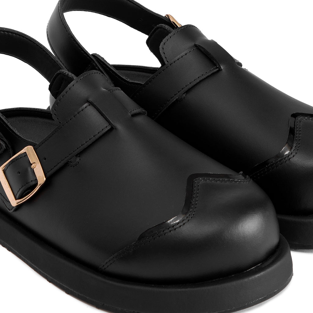 the-wolf-black-low-clog-sandals thewolf astoud