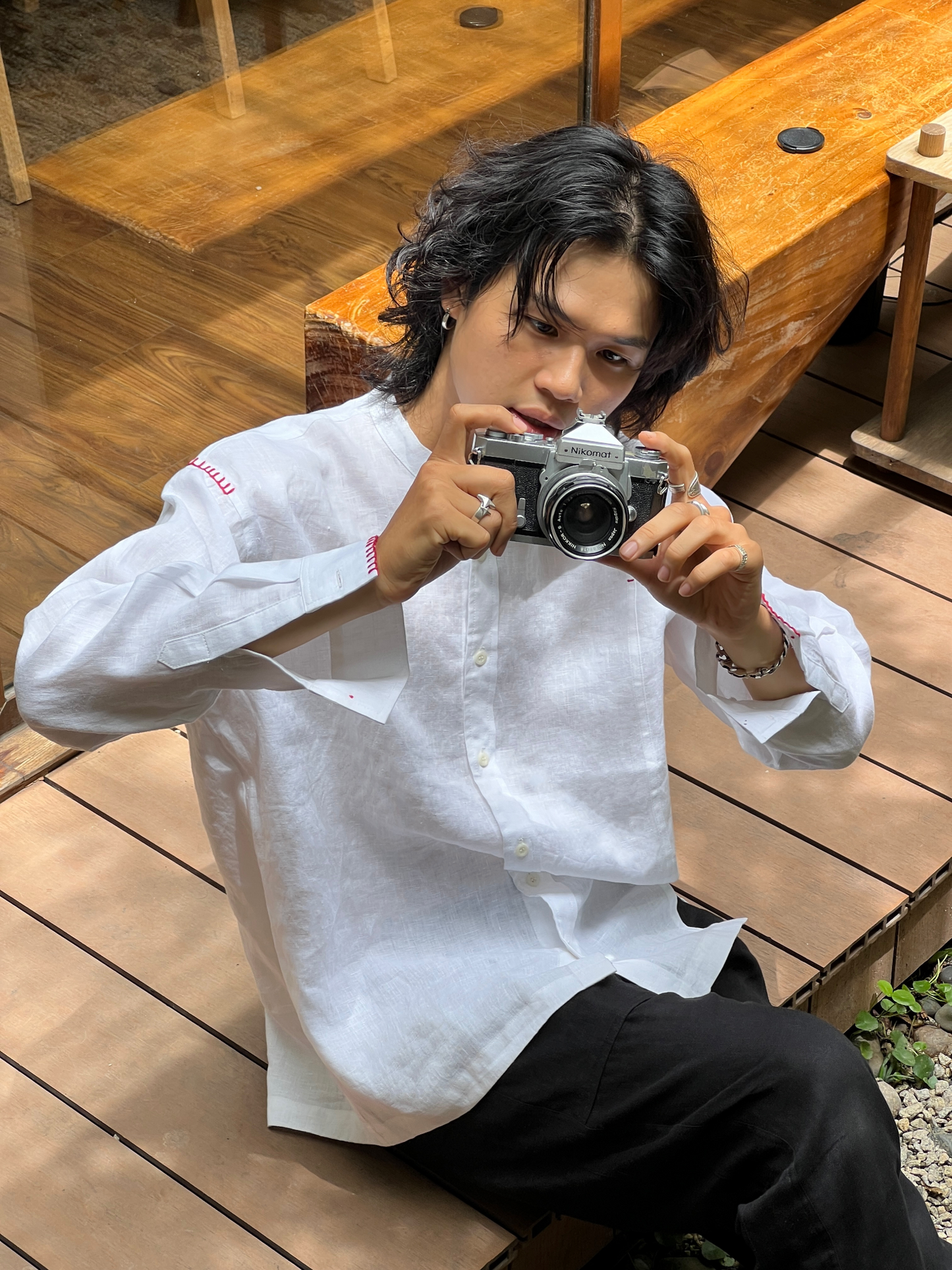 hand-embroidered-side-split-shirt-TIMTAY