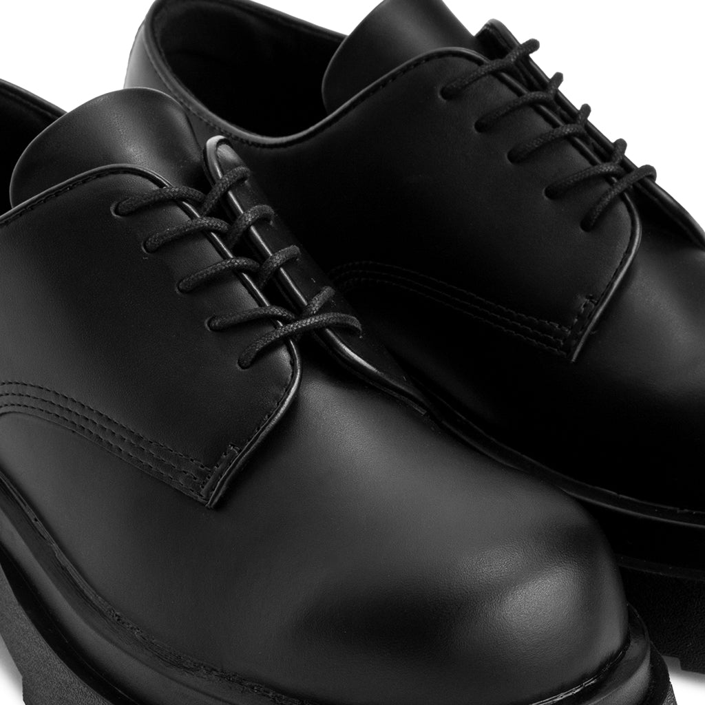 the-chunky-wolf-ss24-black-derby thewolf astoud