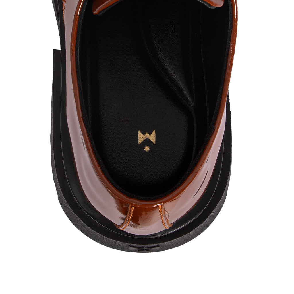 the-chunky-wolf-ss24-caramel-brown-derby the wolf astoud