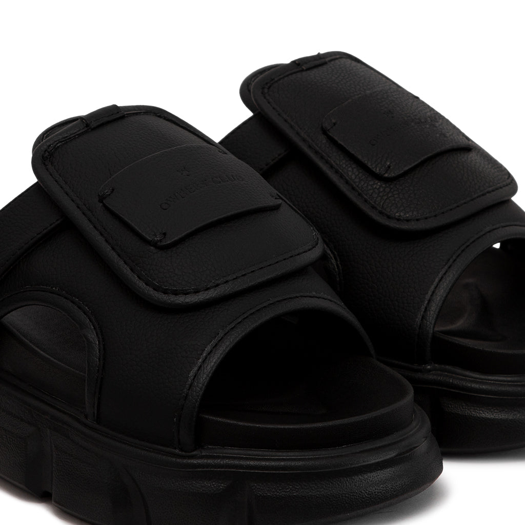 the-sam-wolf-black-sandals thewolf astoud