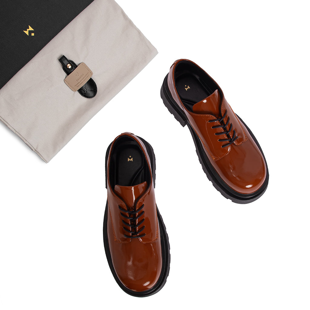 the-chunky-wolf-ss24-caramel-brown-derby the wolf astoud