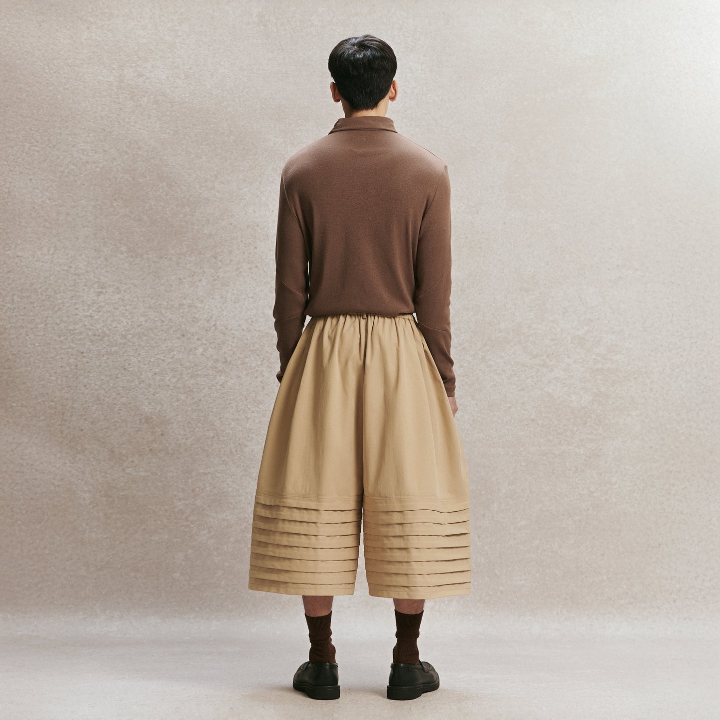 Beige Plate Culottes Pants AIN Astoud