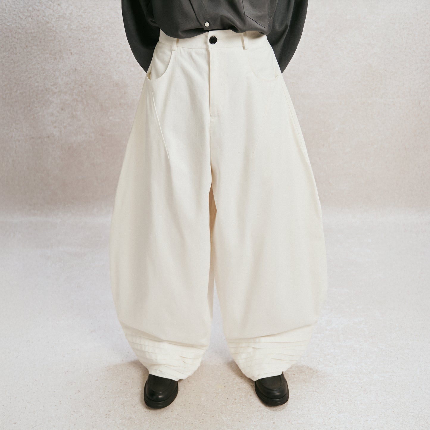 White Plate Denim Pants
