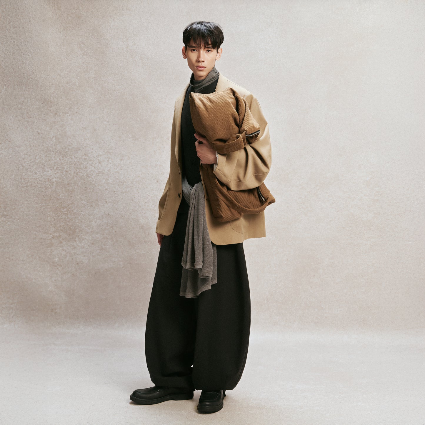 Brown Calyx Tote Bag AIN Astoud