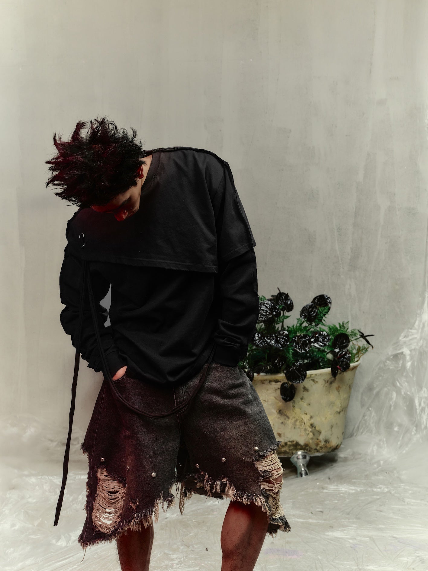 bijan-destroyed-sweater aesir astoud