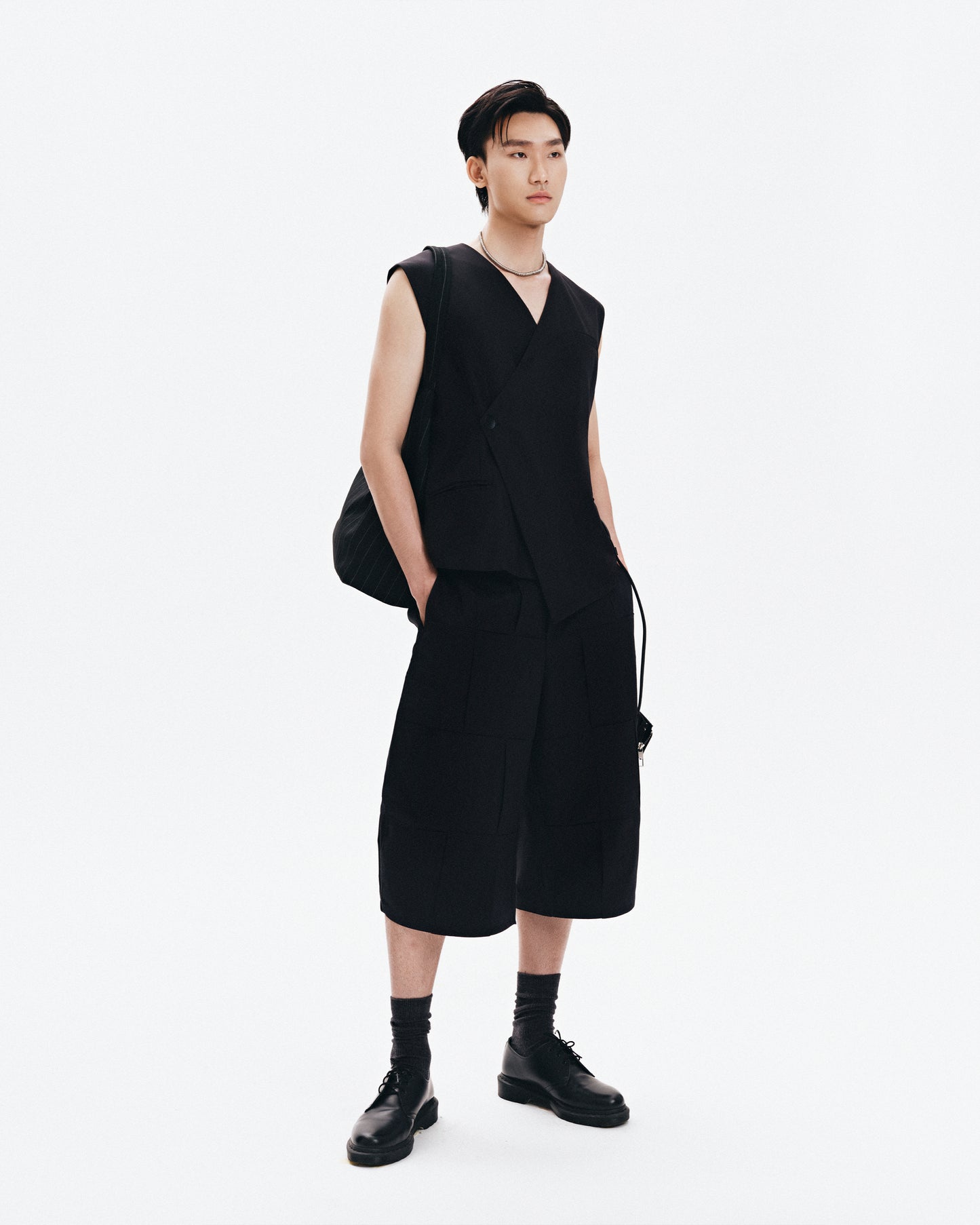 black-recto-culottes-pants ain astoud