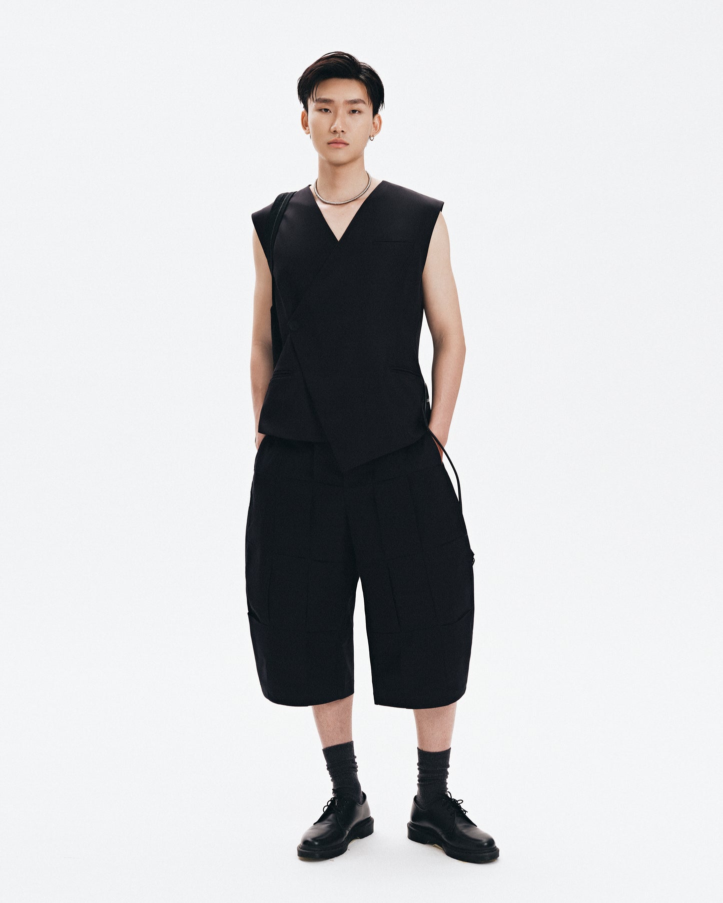 black-recto-culottes-pants ain astoud