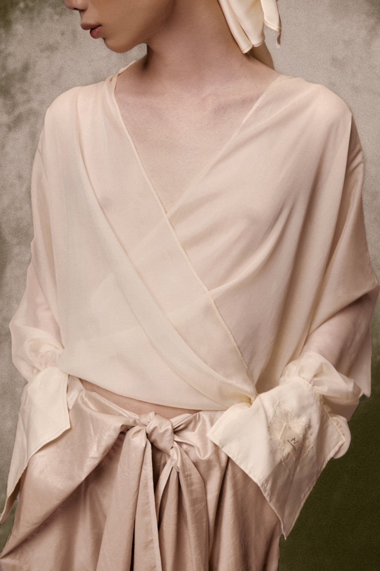 Chợ Quán Chiffon Upside Down Shirt AN HERITAGE ASTOUD