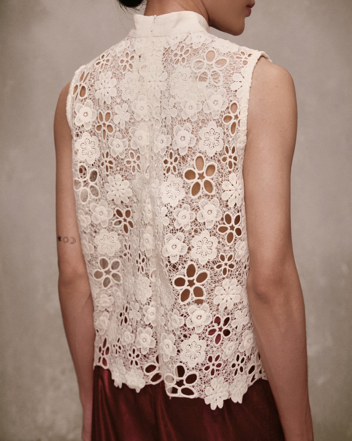 Bến Nghé Lace Mandarin Top AN HERITAGE ASTOUD