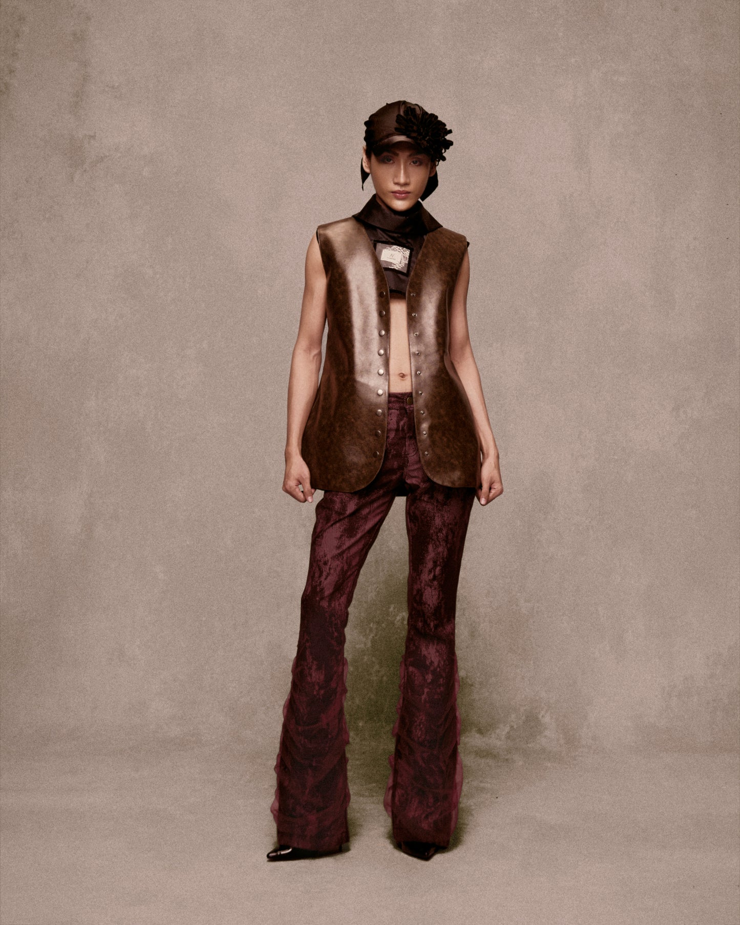 Brown Tax Silk Cap AN HERITAGE ASTOUD