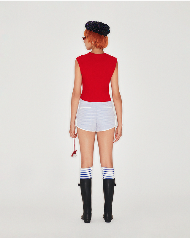 Dashey Top parrey astoud