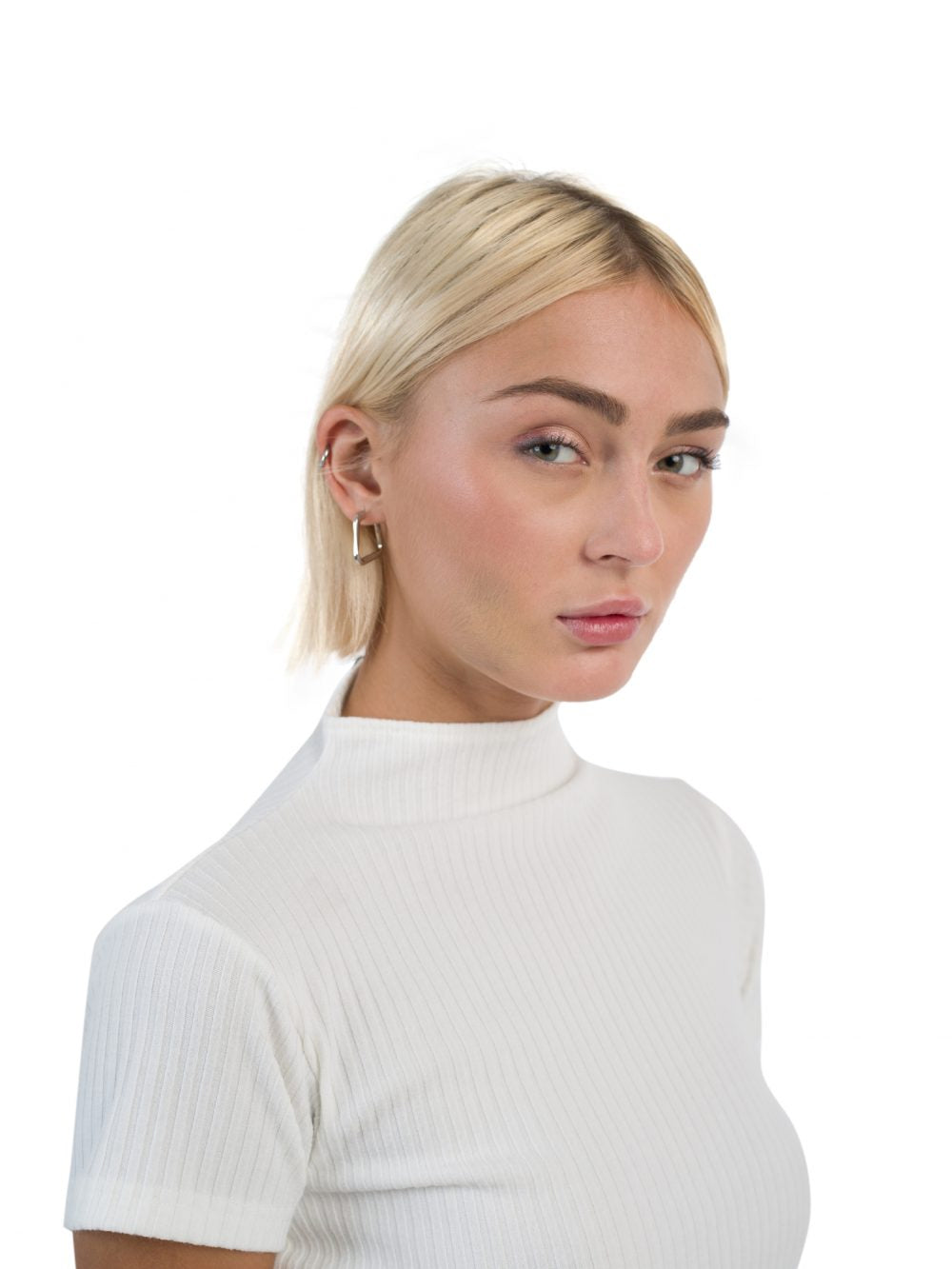 BẠCH VÂN SHORT SLEEVE TOP LAMINAPPAREL ASTOUD