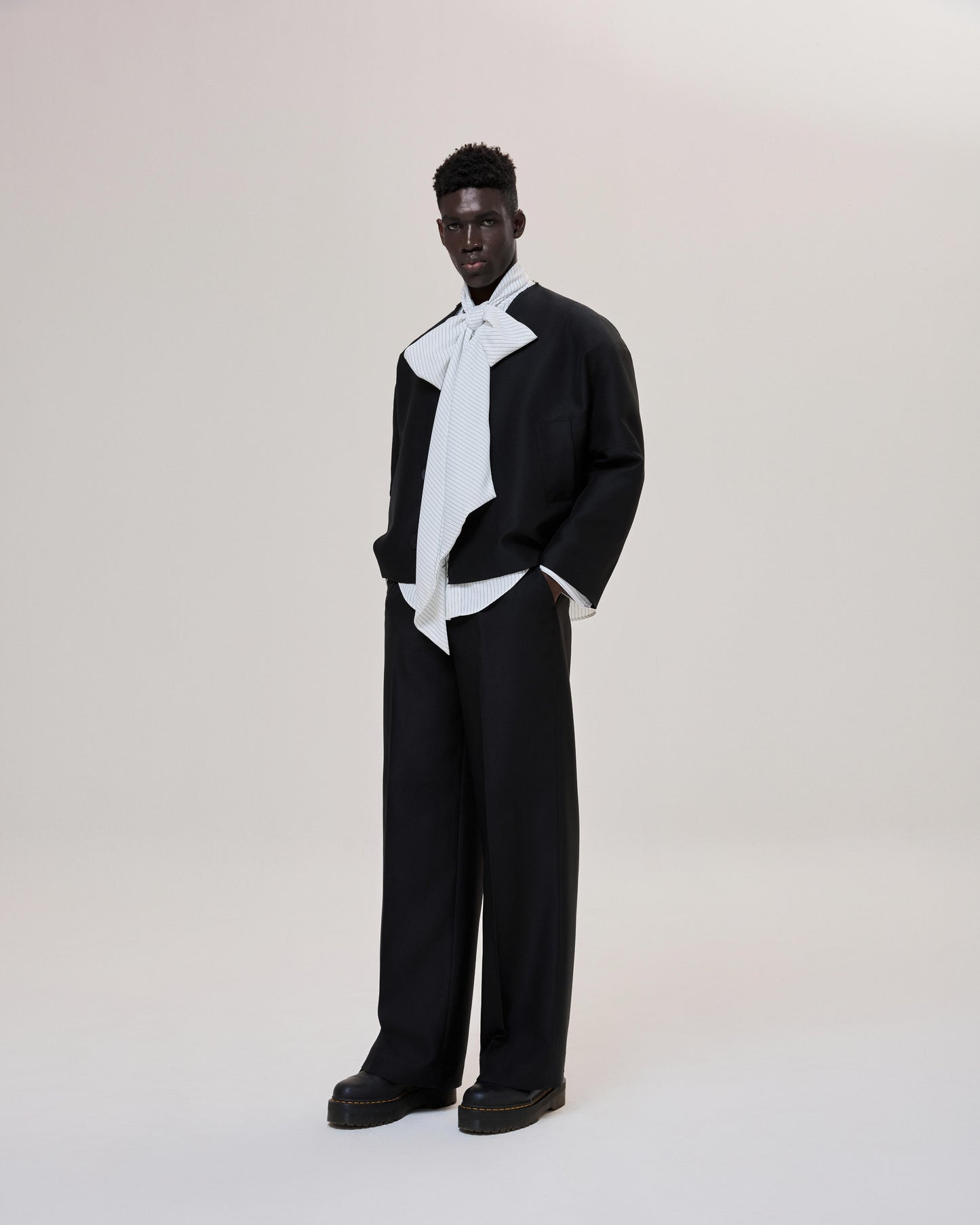 babe-blazer-black astoud caostu