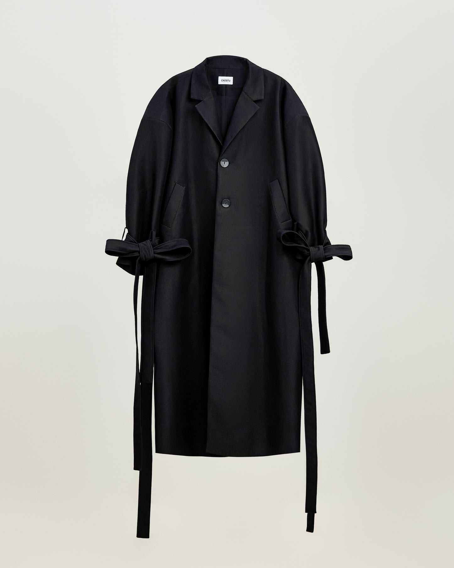 mysterious-overcoat-black astoud caostu