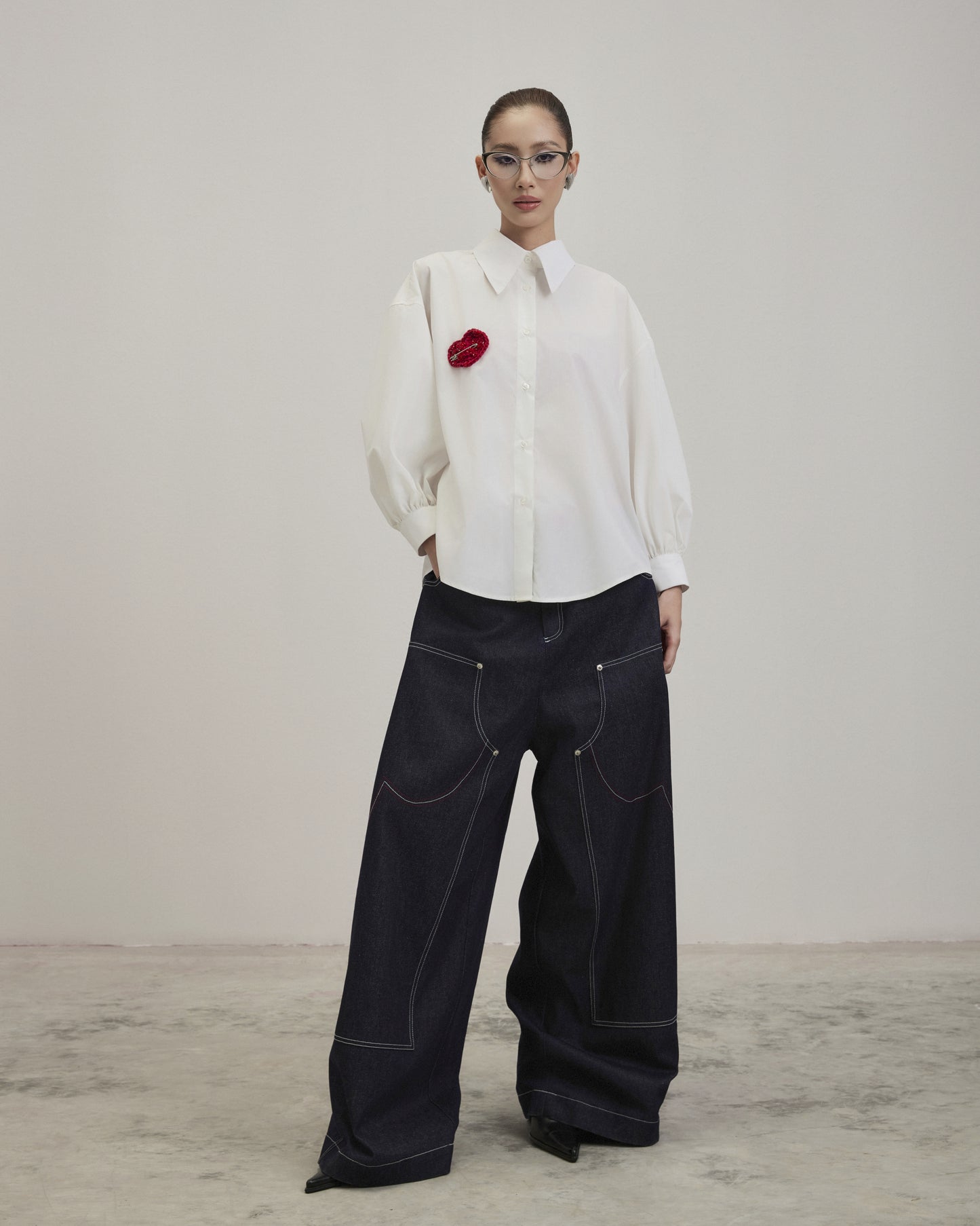 back-bow-shirt-white caostu astoud