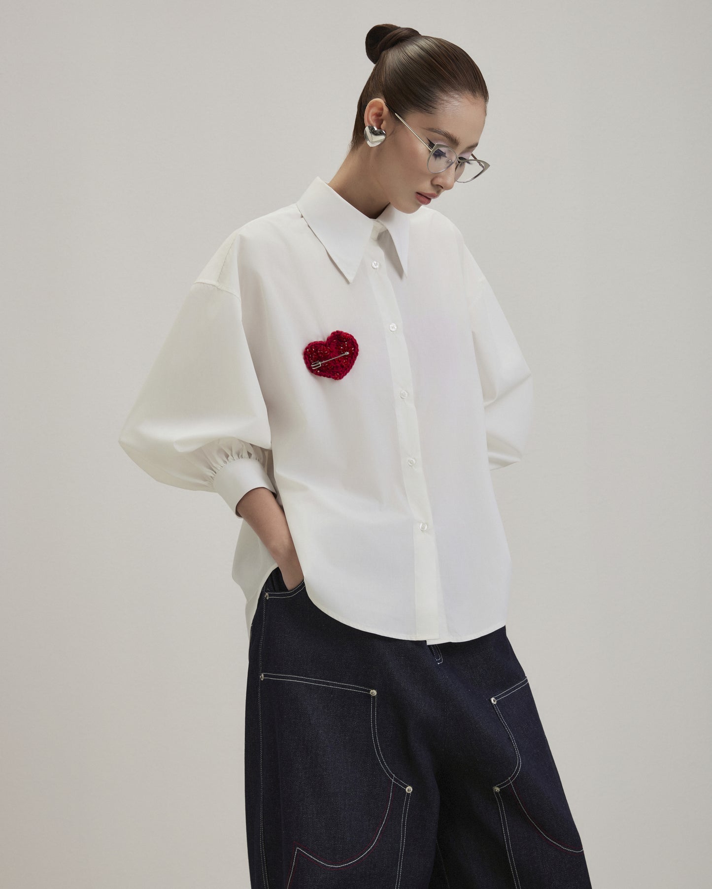 back-bow-shirt-white caostu astoud