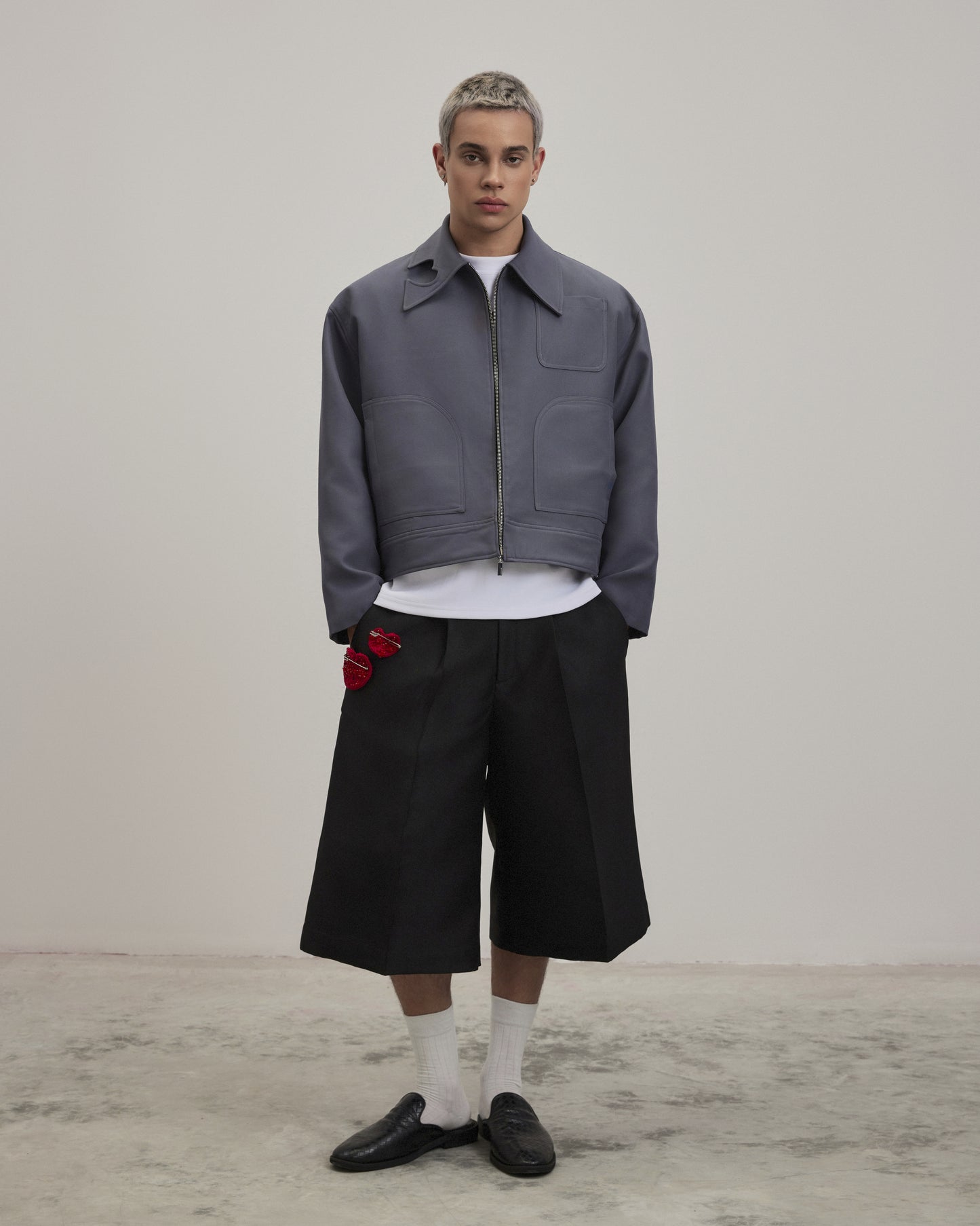 wide-tube-shorts-black caostu astoud