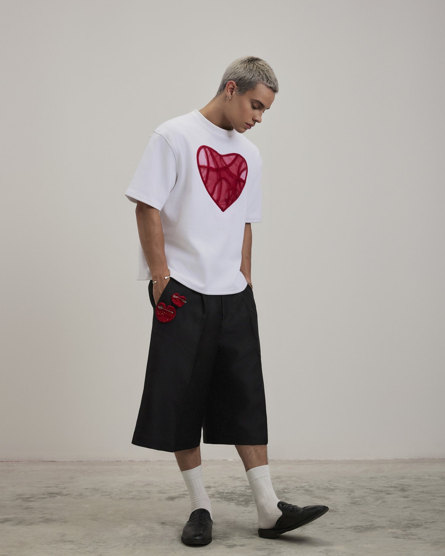 wide-tube-shorts-black caostu astoud