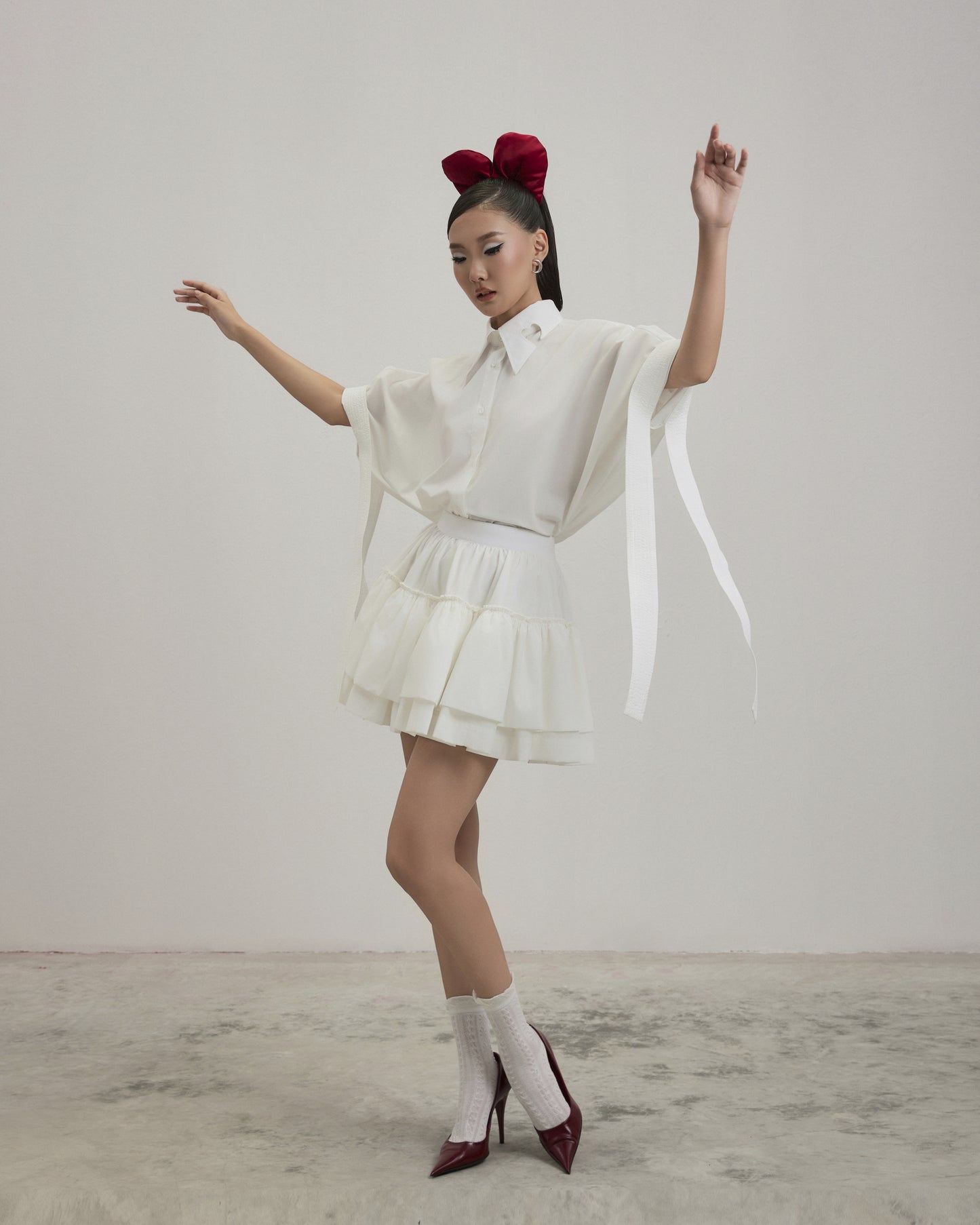 white-layering-skirt caostu astoud