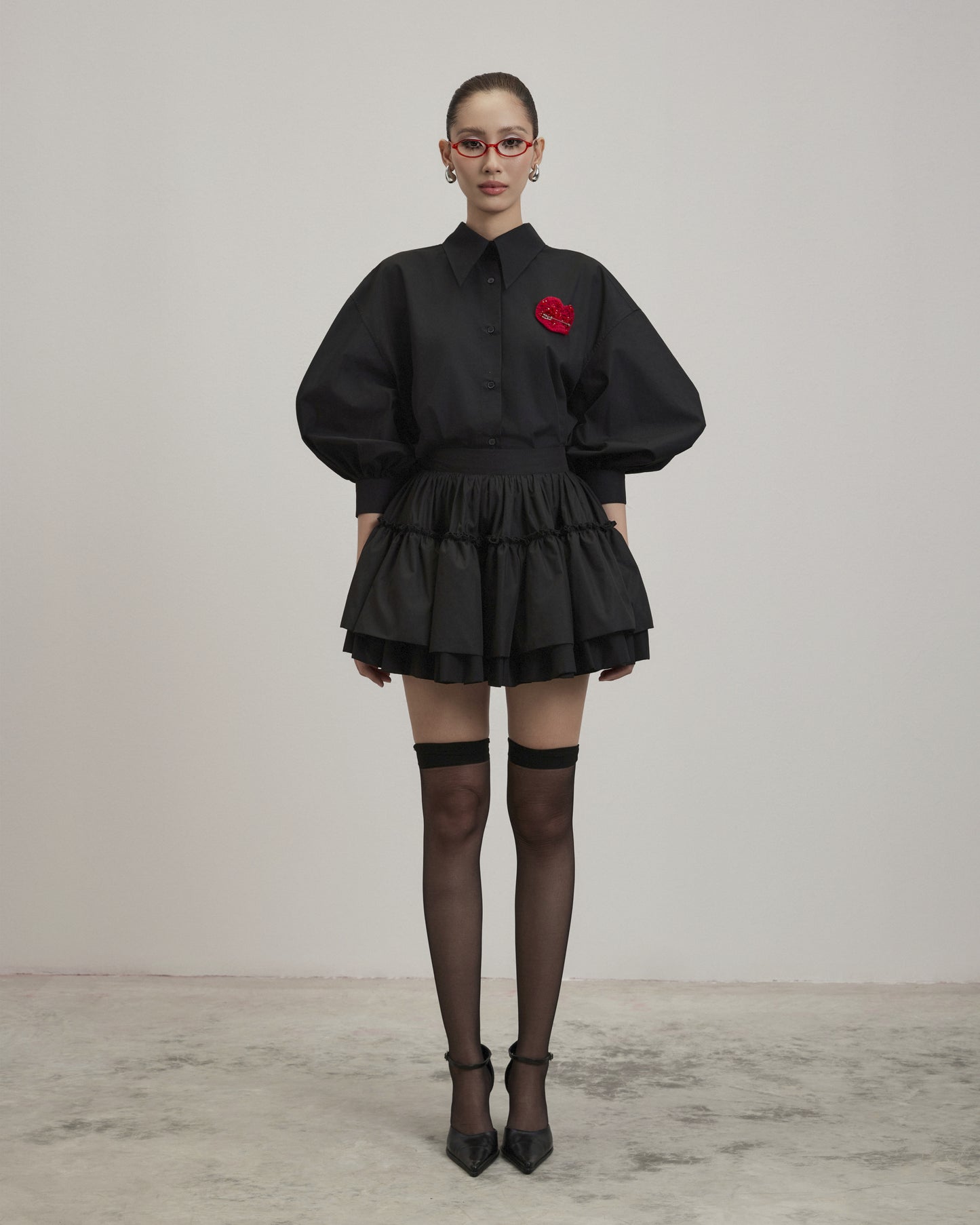 back-bow-shirt-black caostu astoud