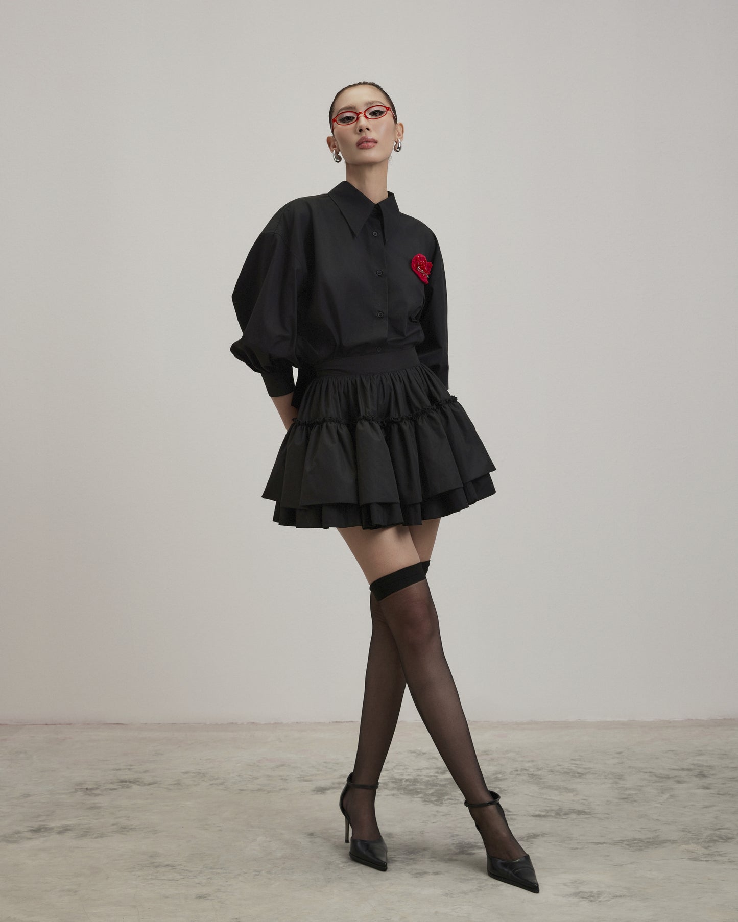 back-bow-shirt-black caostu astoud