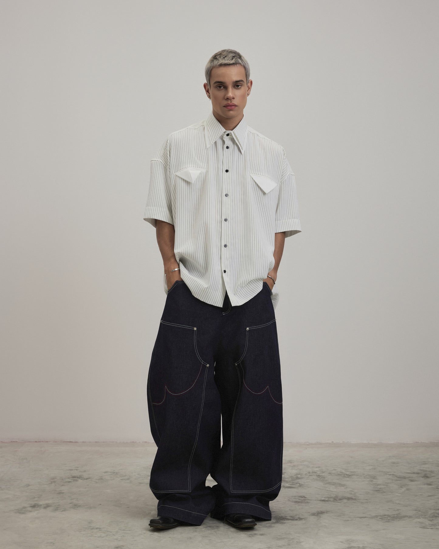 cua-ong-shirt caostu astoud