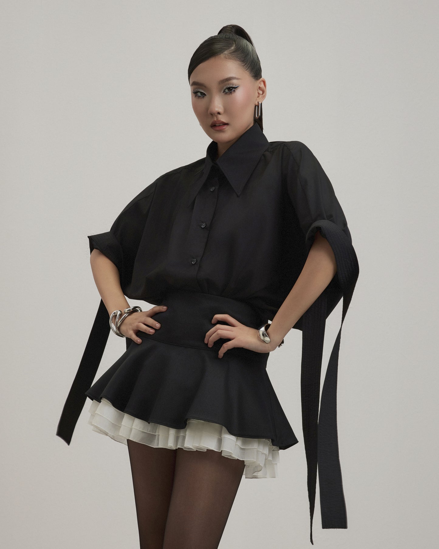 batwing-shirt-black caostu astoud