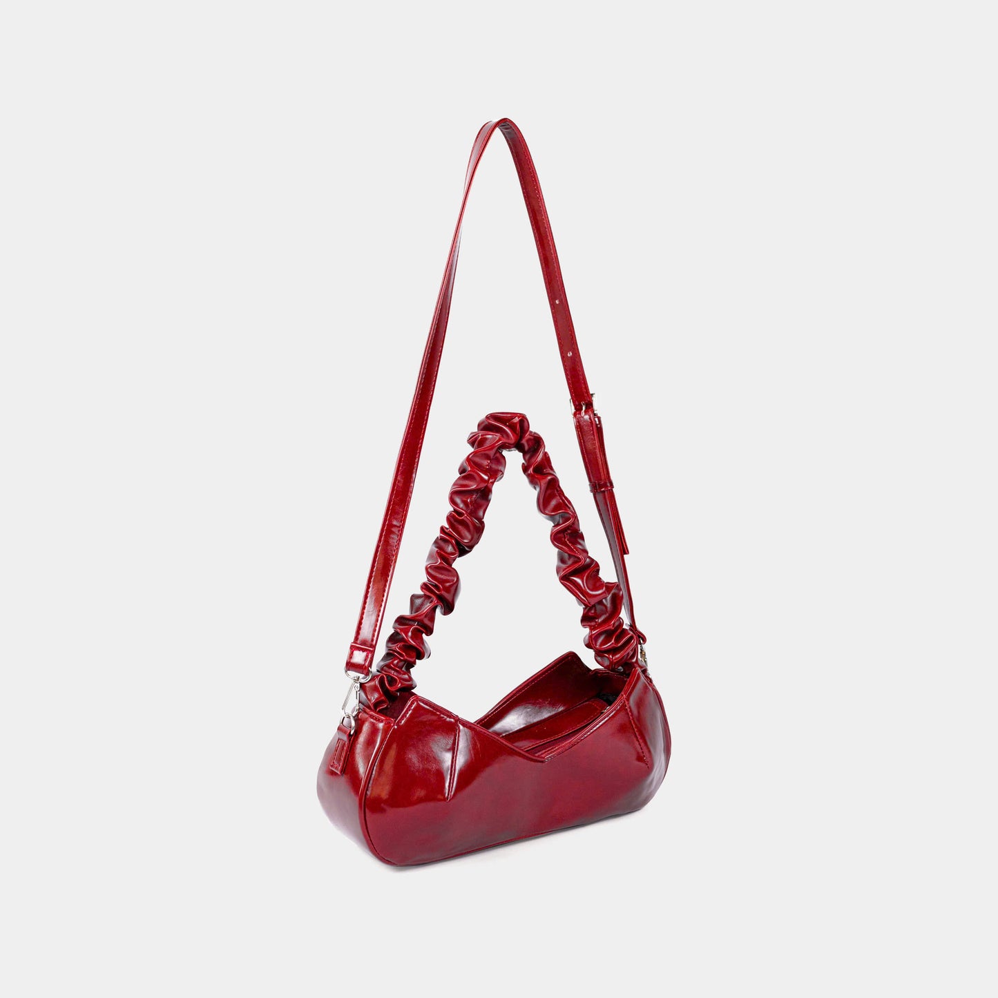 red-bra-bag arya astoud