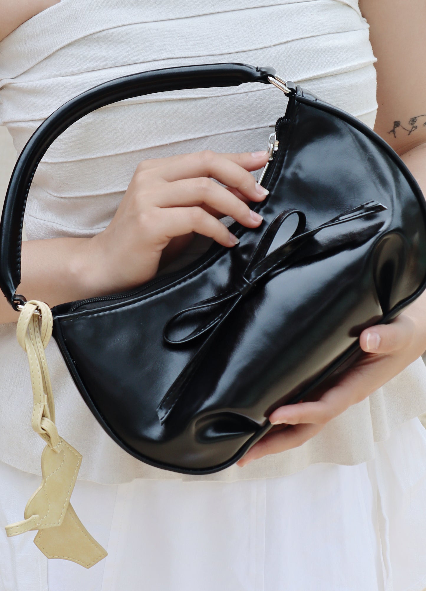 Black Bow Pot Bag Arya Astoud